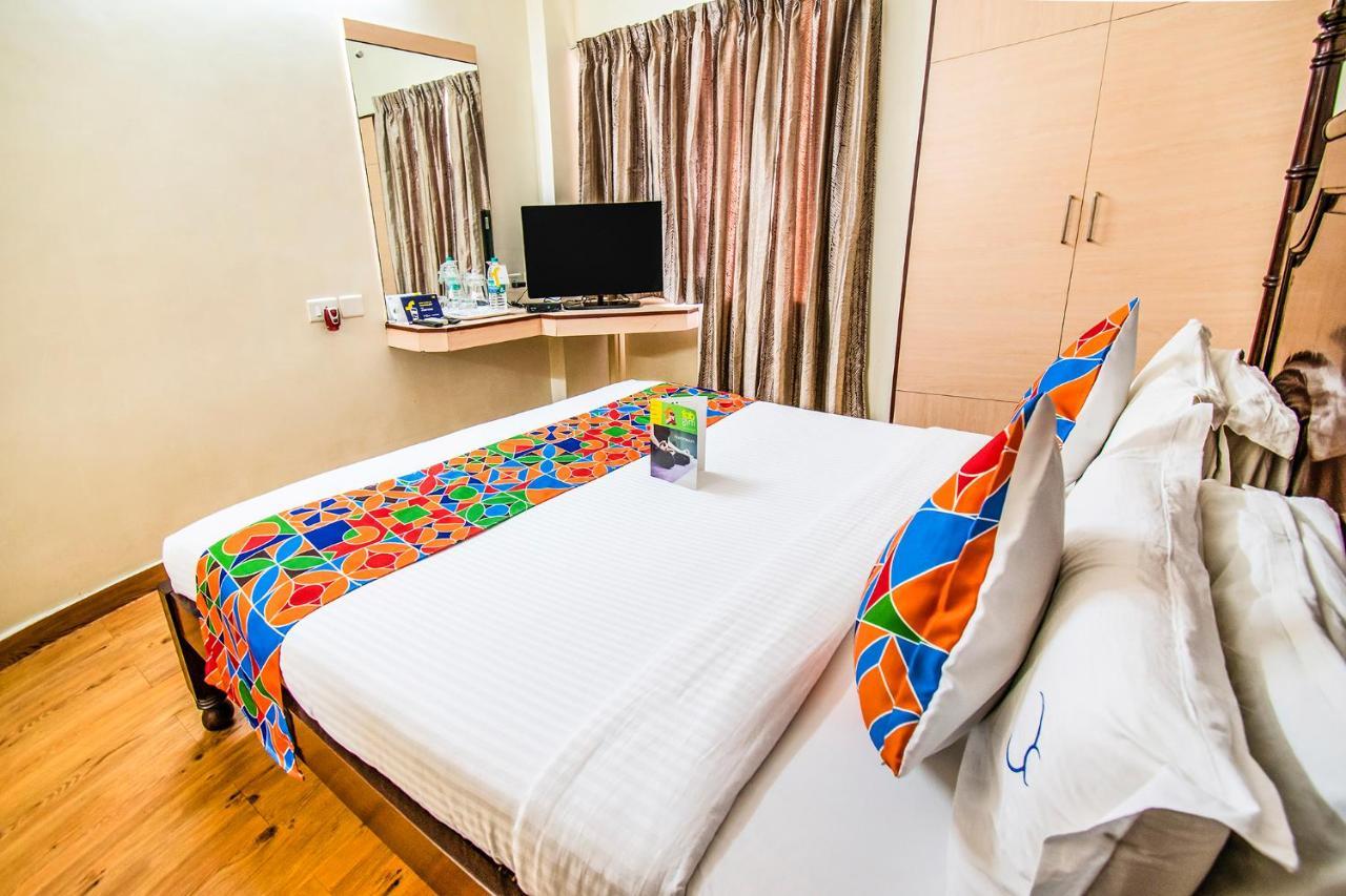 צ'נאי Hotel Crescent Inn מראה חיצוני תמונה
