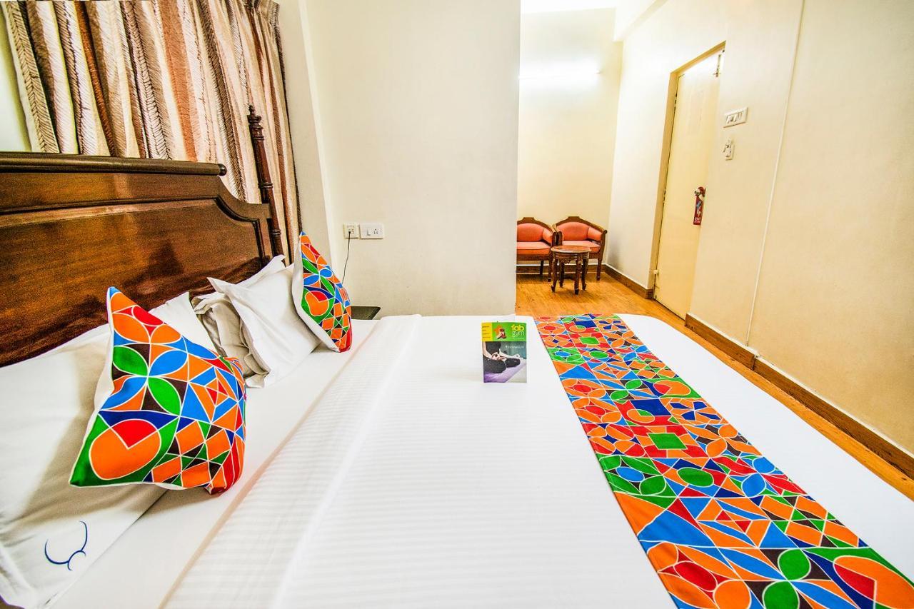 צ'נאי Hotel Crescent Inn מראה חיצוני תמונה